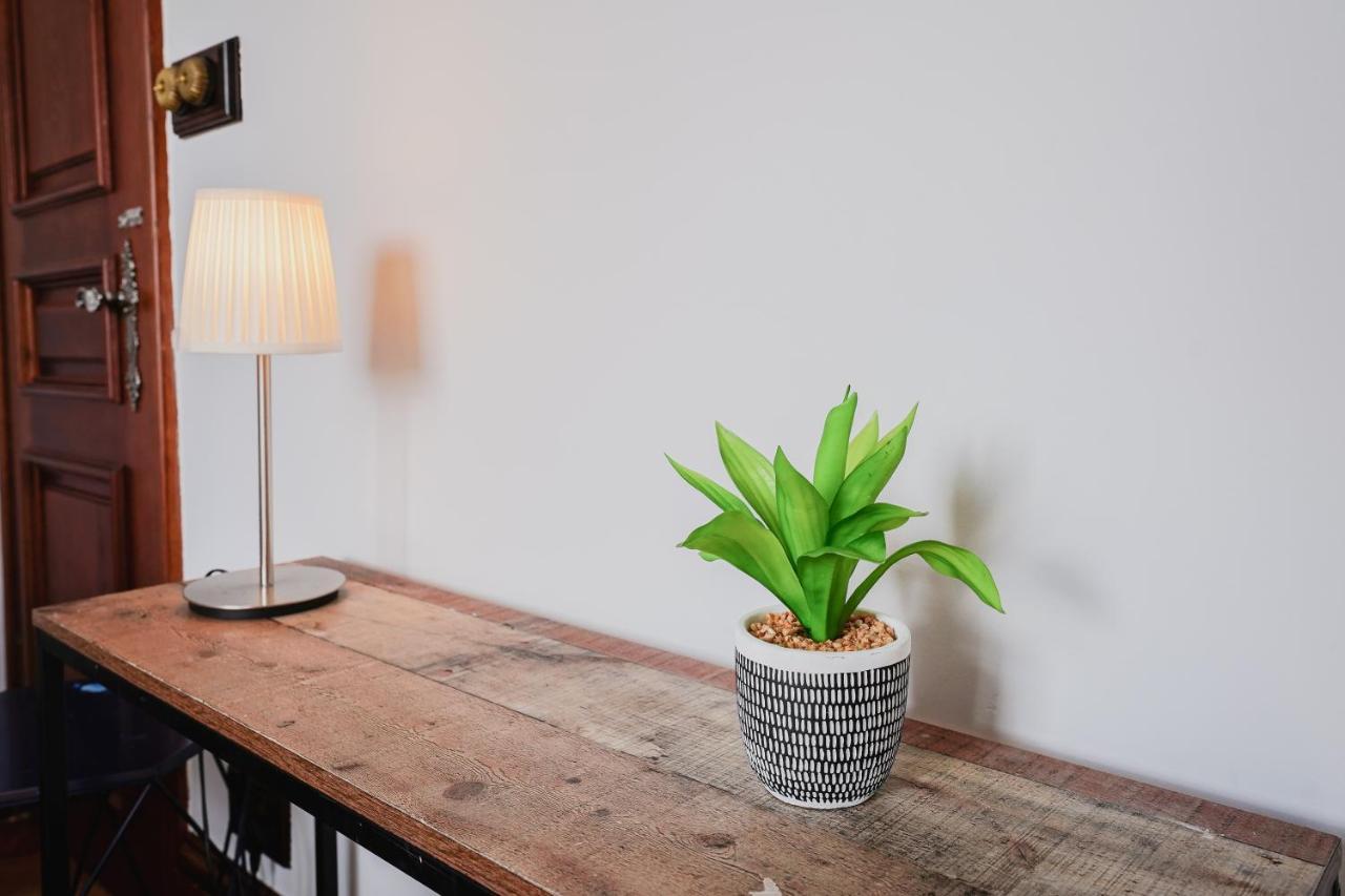 Classic Paddington 2-Bedroom Apartment London Ngoại thất bức ảnh